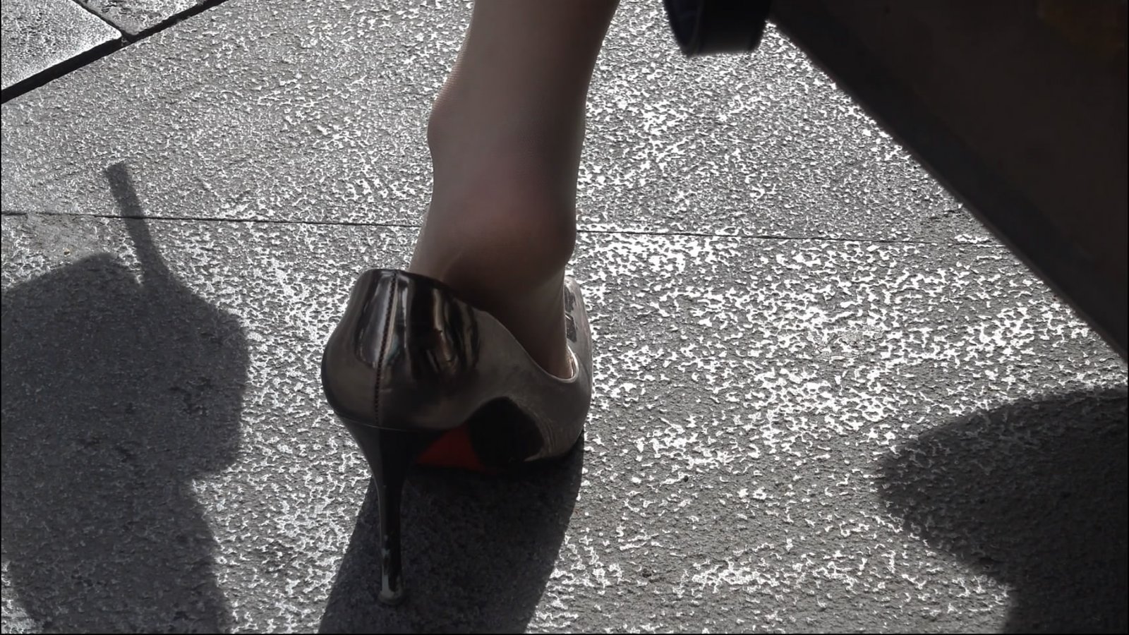 streetsnapdangl[00 00 56][20181201 000816 4]